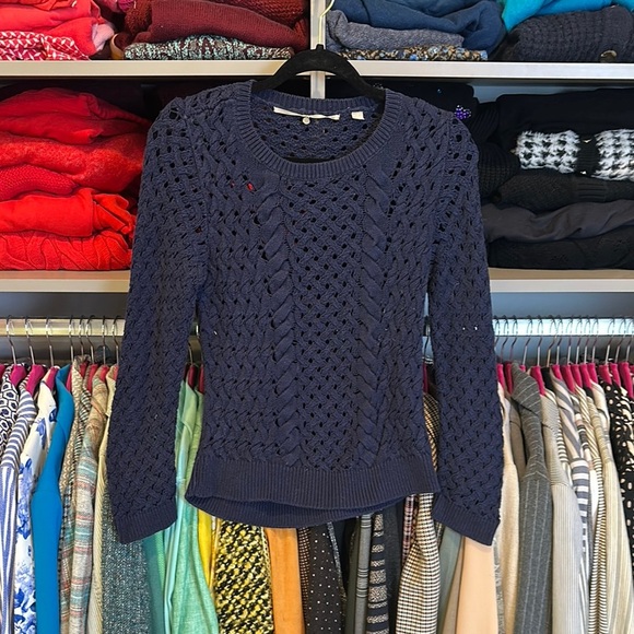 Free People navy knitted and knitted long sleeve crew neck sweater size XS - Picture 1 of 3